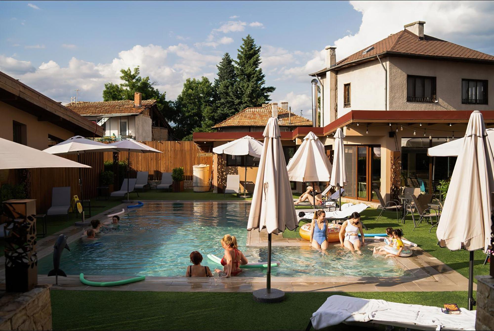Guest House Wishmore Bania Exterior foto